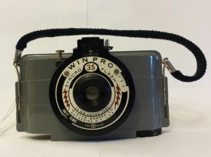 The Winpro Syncro Flash, this one labeled Winpro Camera Corp. 1948