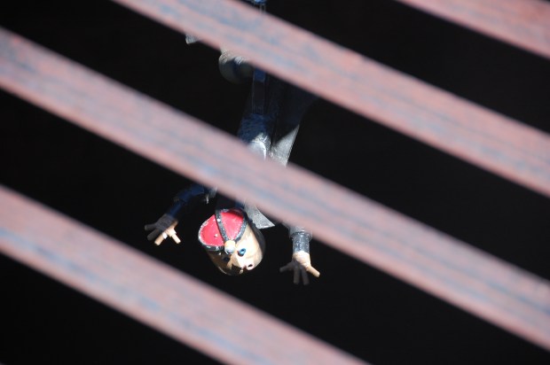 This dangling guy is the counterweight to the door in the grate through which we'll enter the cave.