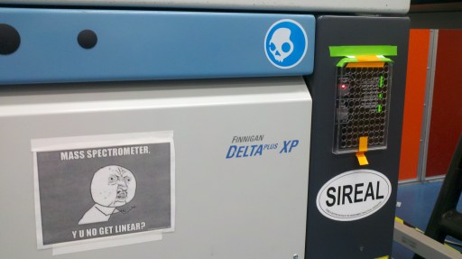 Please go linear, mass spectrometer!